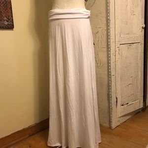NWOT white maxi skirt